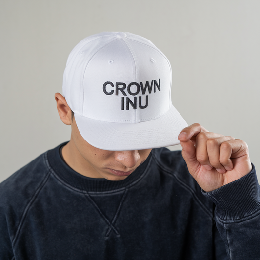 Classic Crown Inu Snapback: La Fusión Perfecta de Estilo